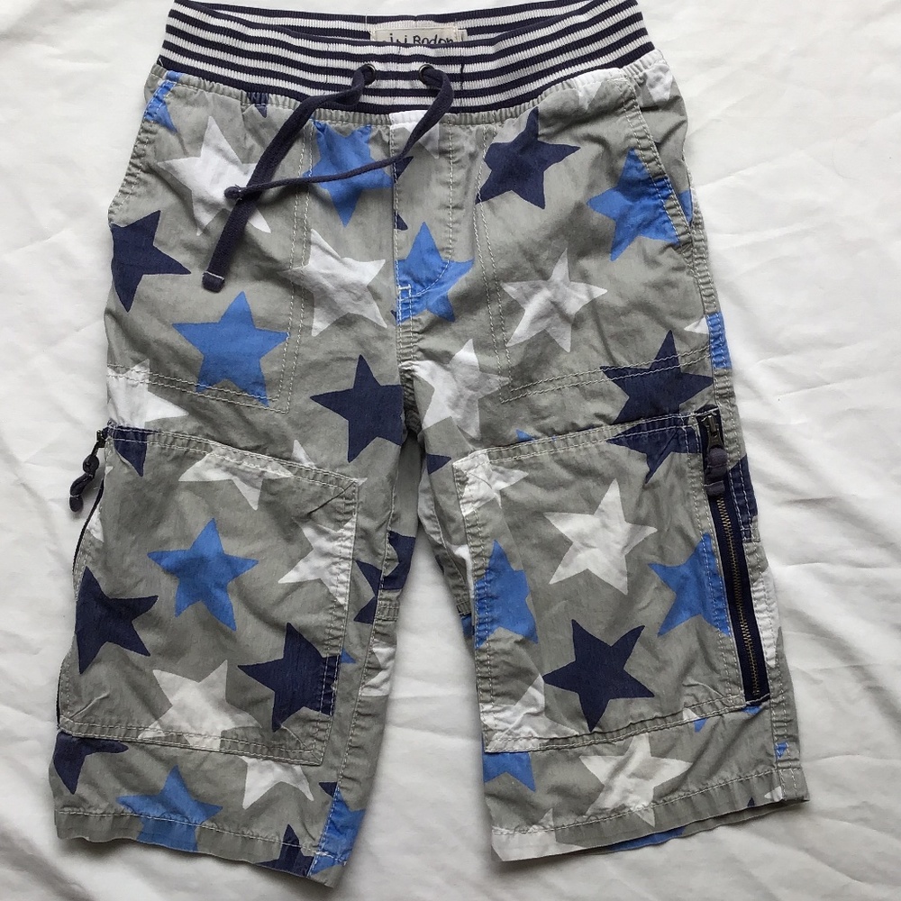 Mini Boden Gray Shorts with Blue and Navy Star Print